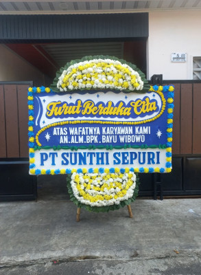Papan Bunga Duka di Muara Sentosa